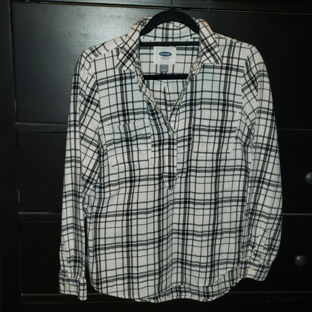 Long sleeve plaid shirt